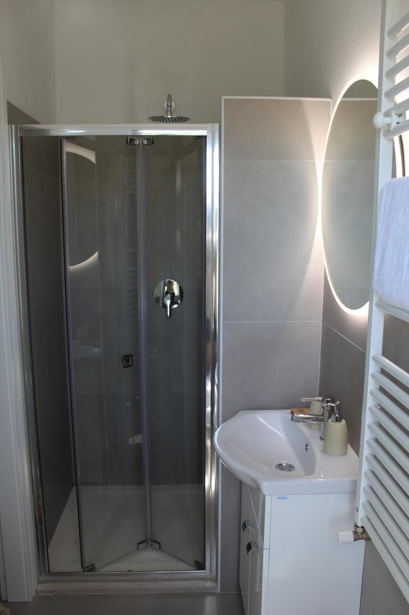 Villa Forte Salvi - Rooms Peschiera del Garda Bagian luar foto